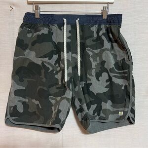 Vuori Banks Short Camo Athletic Swim Hybrid Shorts XL 36 Waist 4-Way Stretch